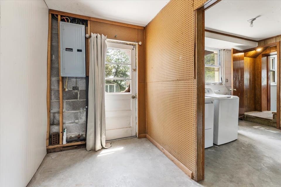 135 Griggs Street, photo 32 of 40