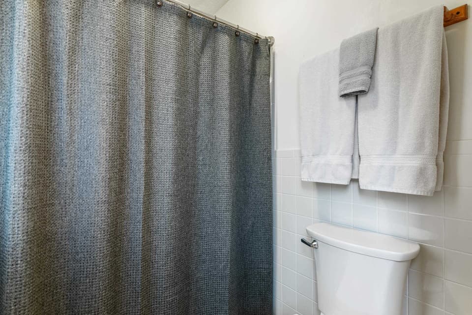 80 Patricia Lane, photo 20 of 40