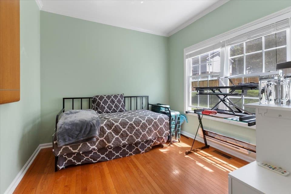 921 Crosscreek Drive, photo 24 of 40