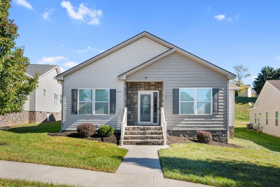 1842 Cub Circle NW, Christiansburg, VA