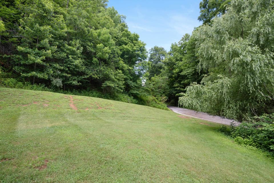 1670 Bow Hill Road, photo 29 of 33