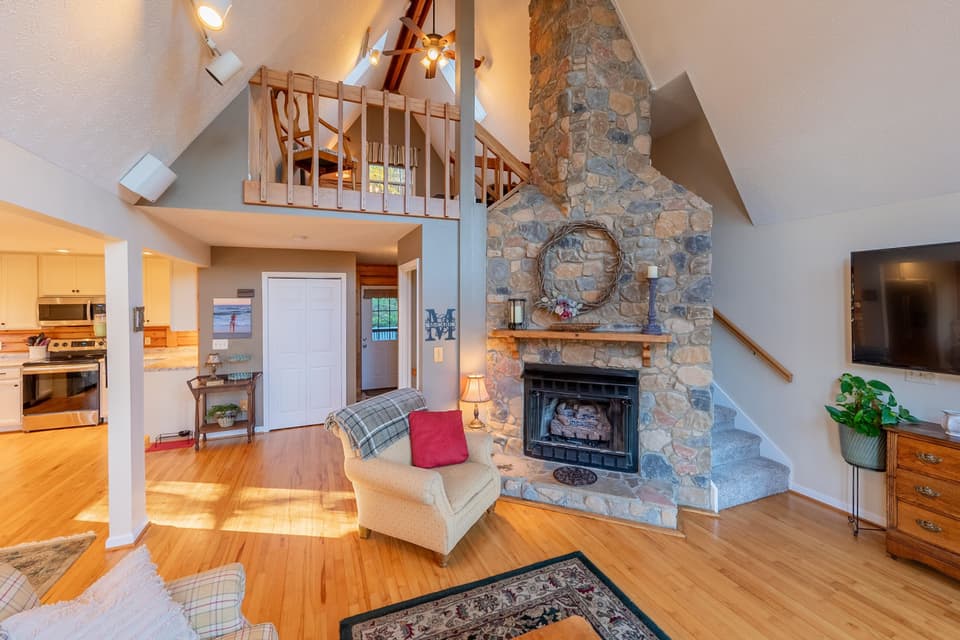 3212 Eaglebrook Road, photo 25 of 40