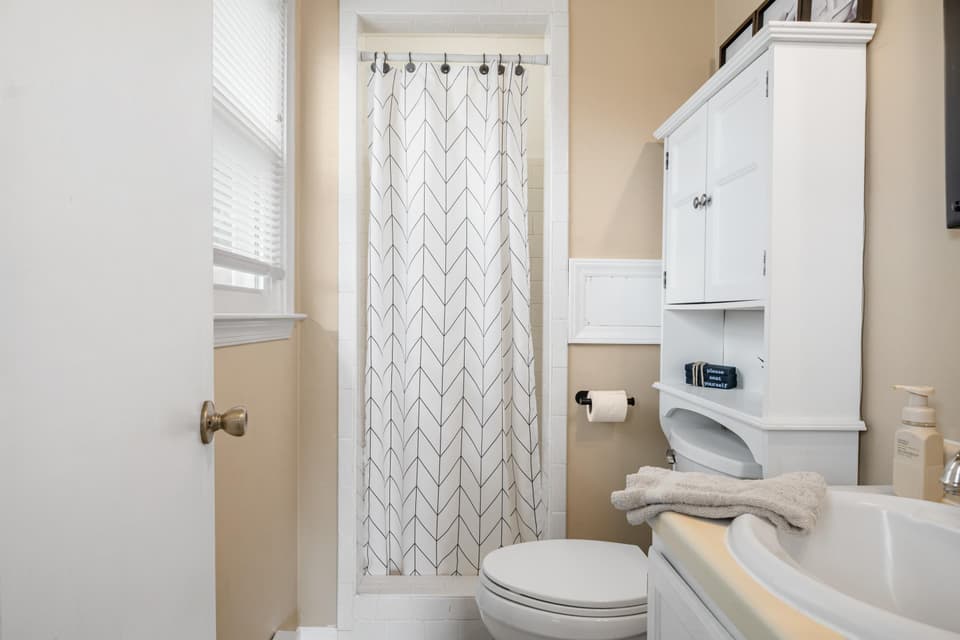 520 Hemlock Street, photo 17 of 40