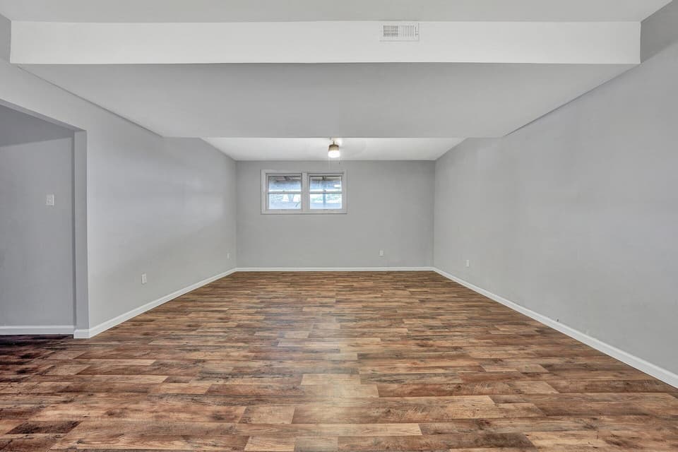 115 Thelma Lane, photo 18 of 29