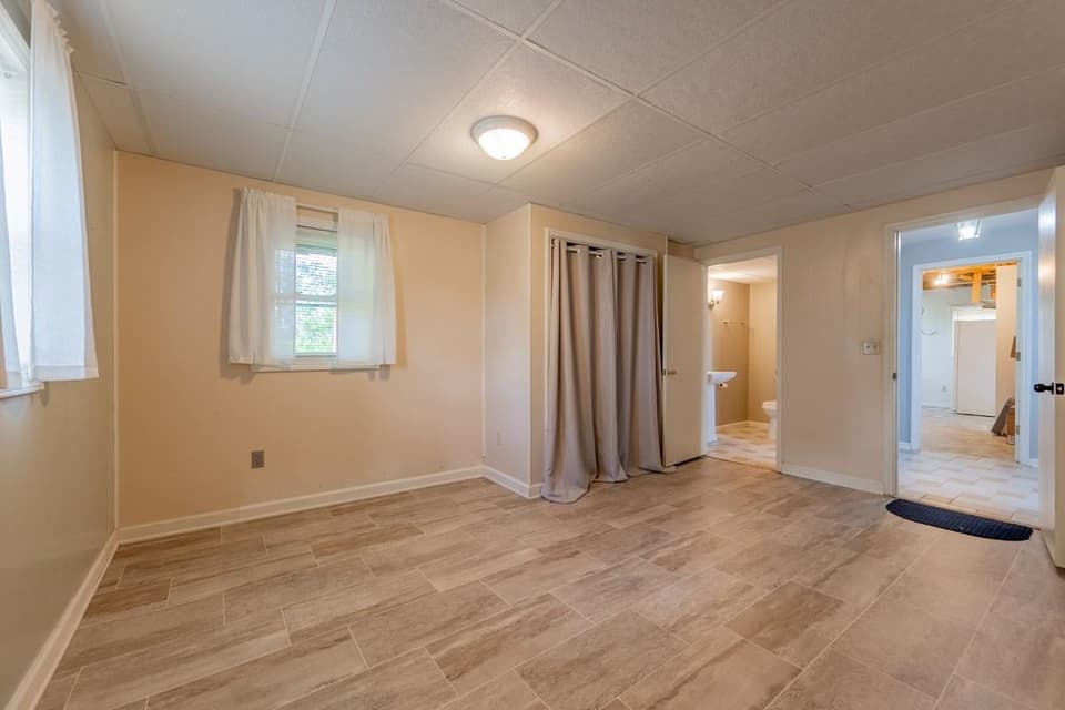 265 Mulberry Drive, photo 38 of 40