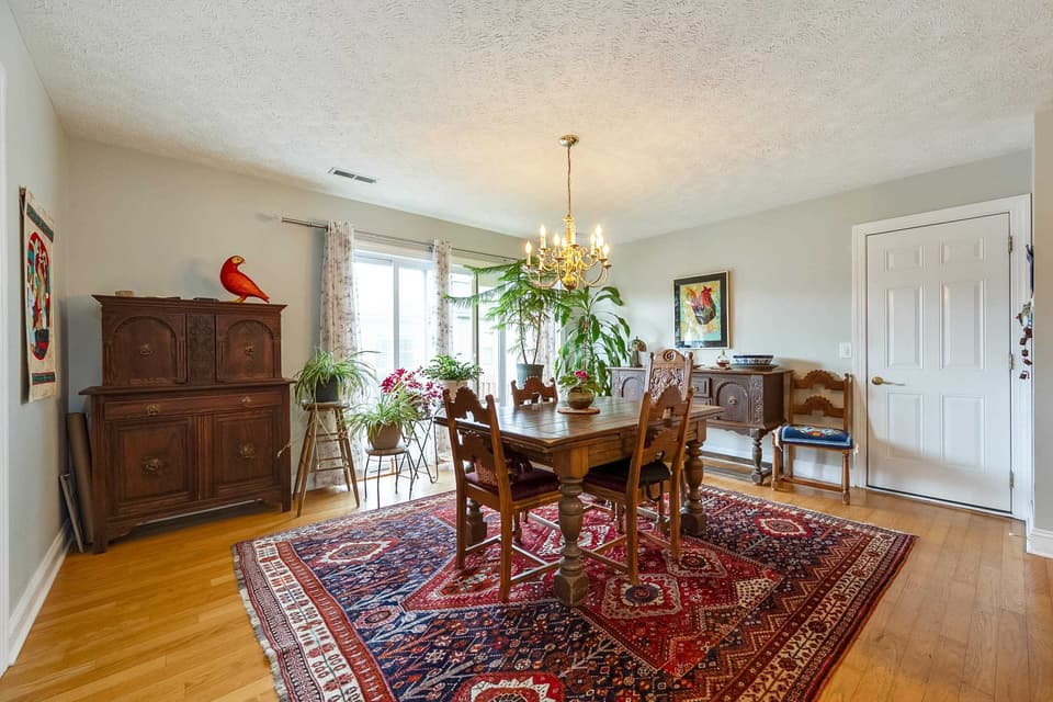 195 Tall Oak Boulevard, photo 13 of 40