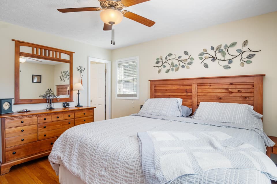 505 Willow Drive, photo 26 of 40