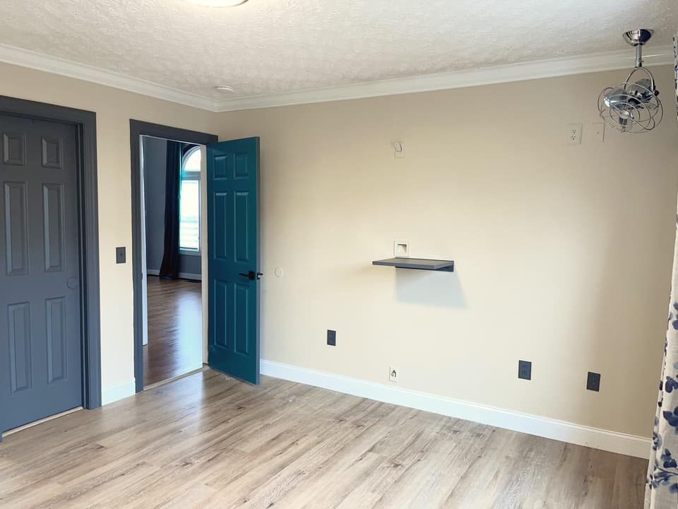 1095 Red Leaf Court, photo 15 of 40