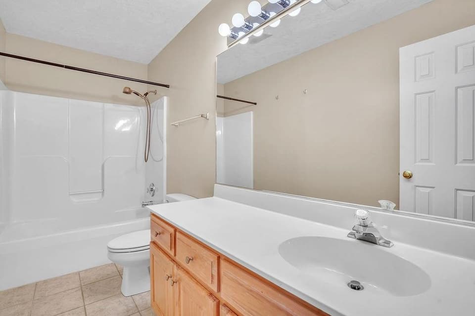 730 Republic Road, photo 39 of 40