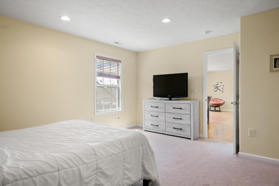 180 Alexa Lane, photo 17 of 36