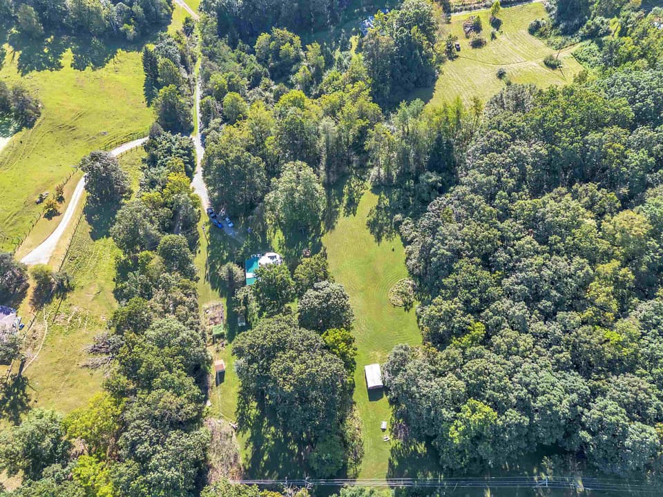 2617 Beech Spring Lane, photo 7 of 40