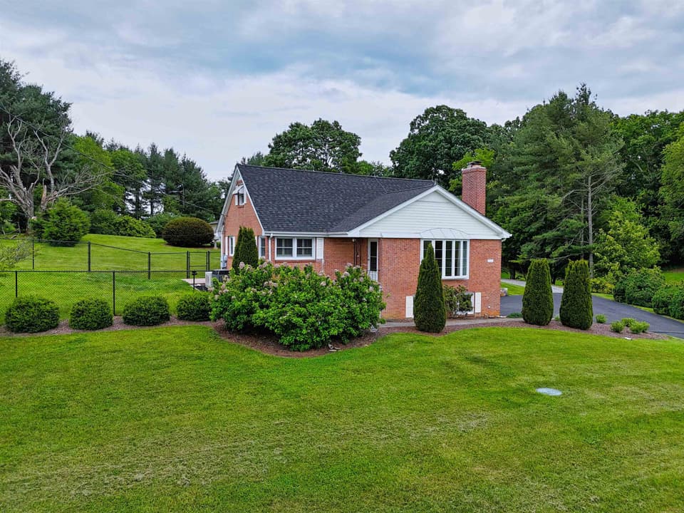 3532 Dairy Road, Christiansburg, VA