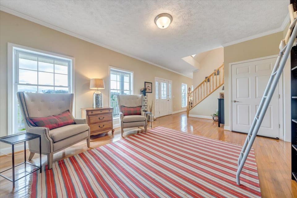 4220 Childress Road, photo 9 of 38