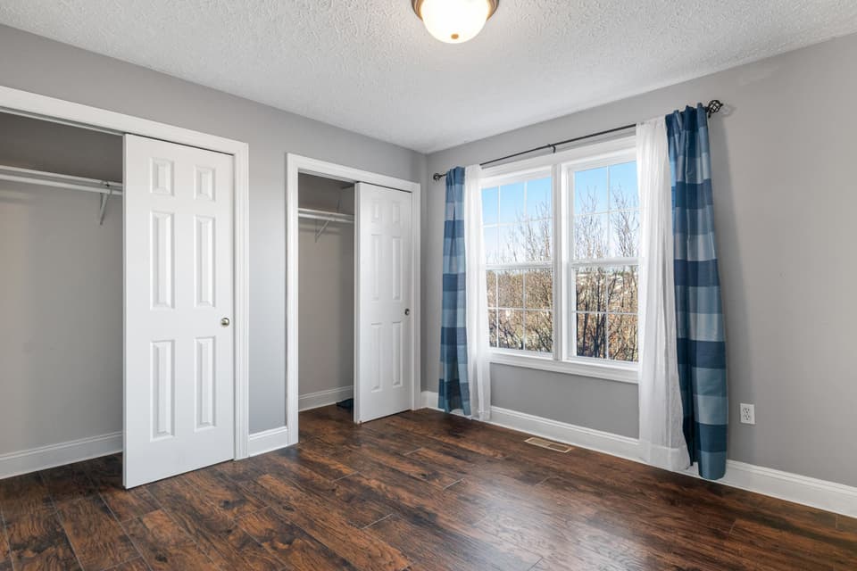 560 Oak Tree Boulevard, photo 27 of 40