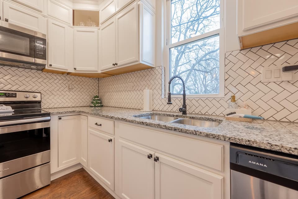 208 Alleghany Street, photo 22 of 40