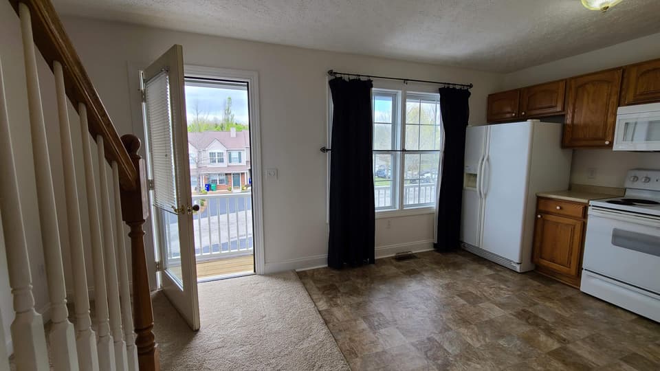 135 Blue Leaf Dr NW, photo 8 of 37