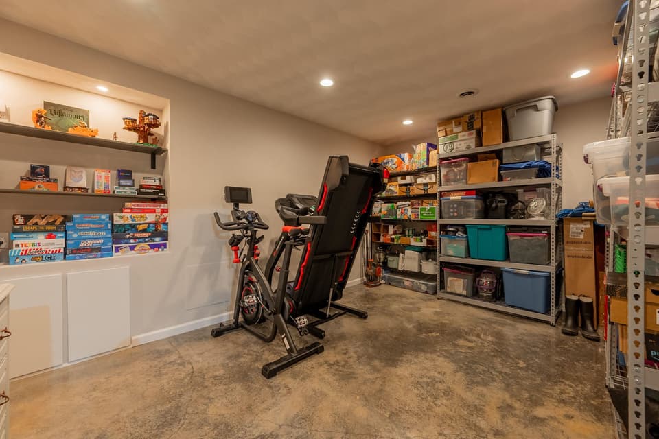 615 Keystone Drive, photo 32 of 40
