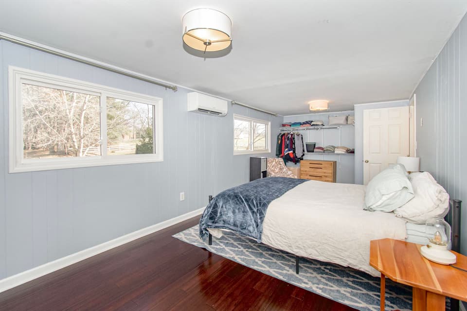 410 Miller Street SE, photo 25 of 40
