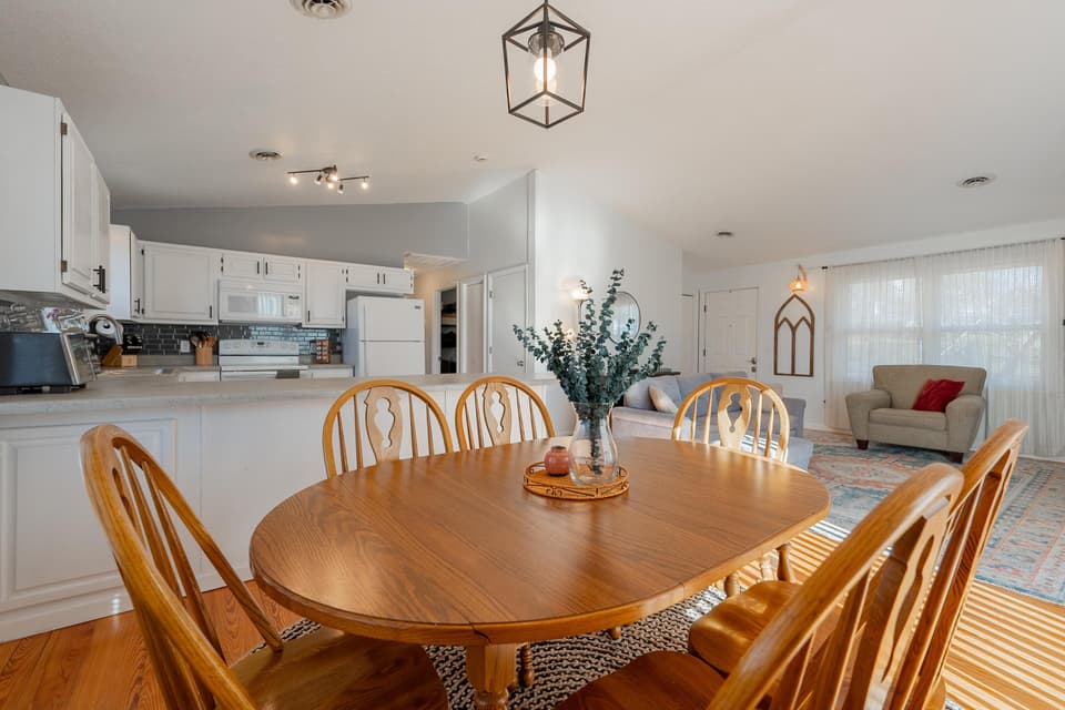 9 Montague Street, photo 15 of 40