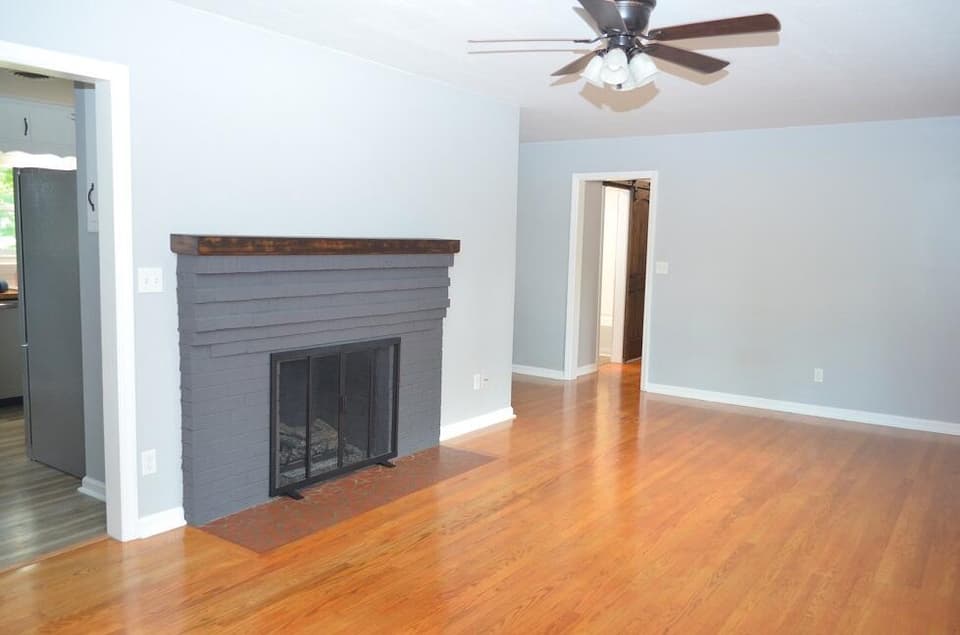 75 Almetta Avenue, photo 10 of 38