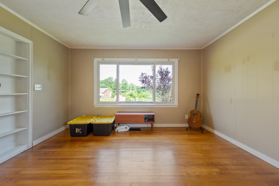 285 Dunlap Drive NE, photo 19 of 34