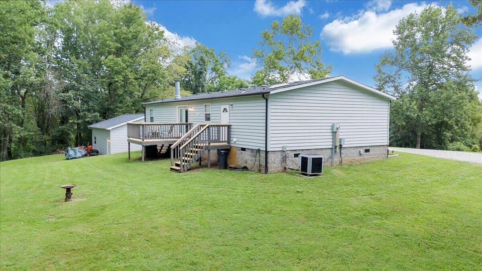 963 Magnolia Ln, photo 6 of 25