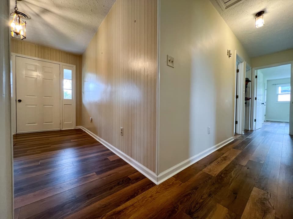 975 Carson Dr, photo 12 of 37