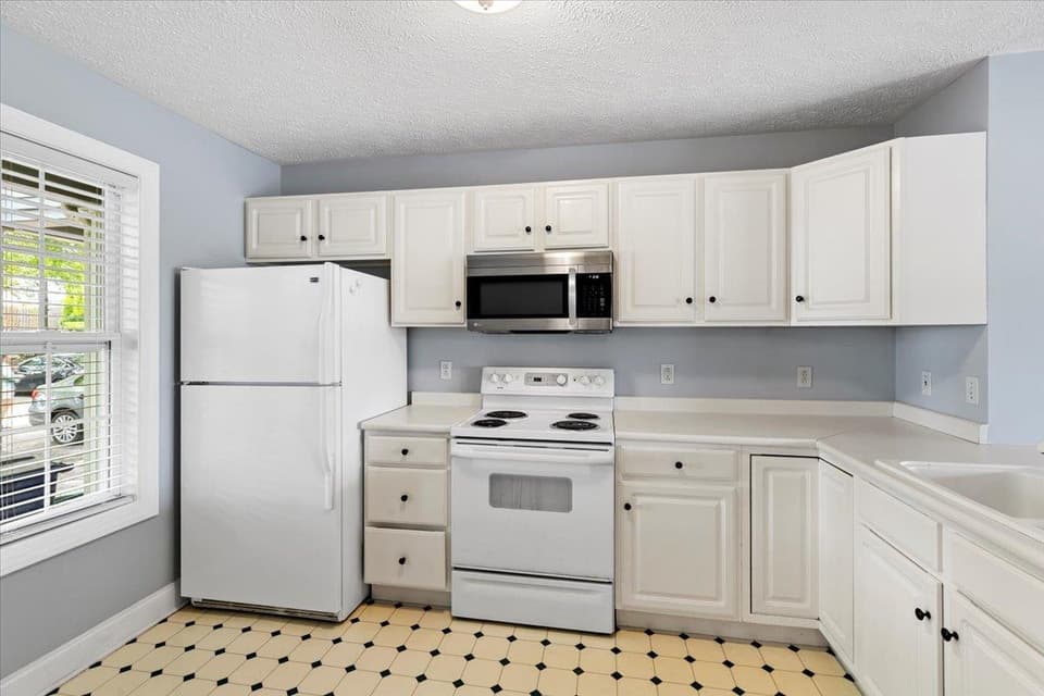 1535 Providence Boulevard, photo 8 of 40