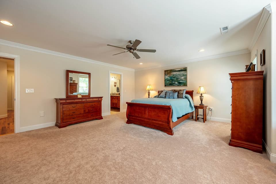 120 Phoenix Boulevard, photo 16 of 40