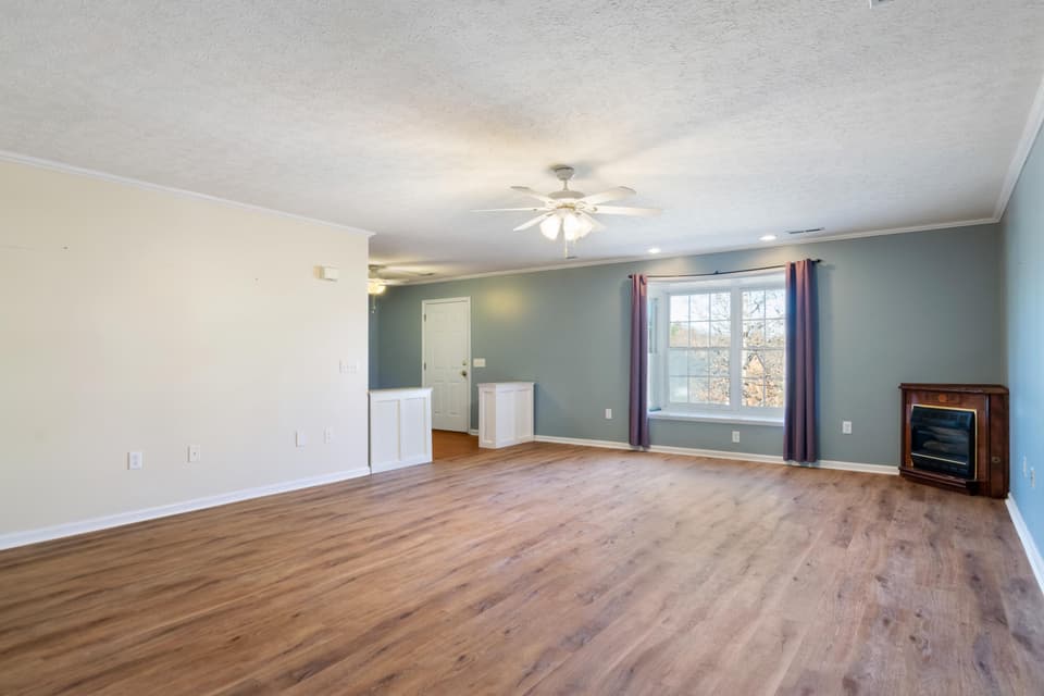 135 Justin Lane, photo 7 of 38