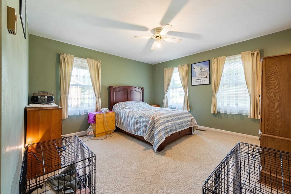 195 Ash Drive, photo 37 of 40