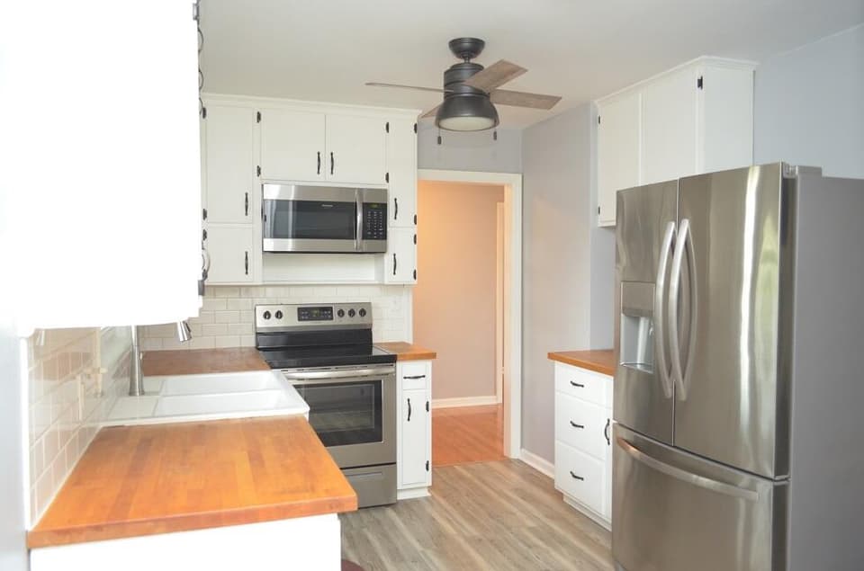 75 Almetta Avenue, photo 15 of 38