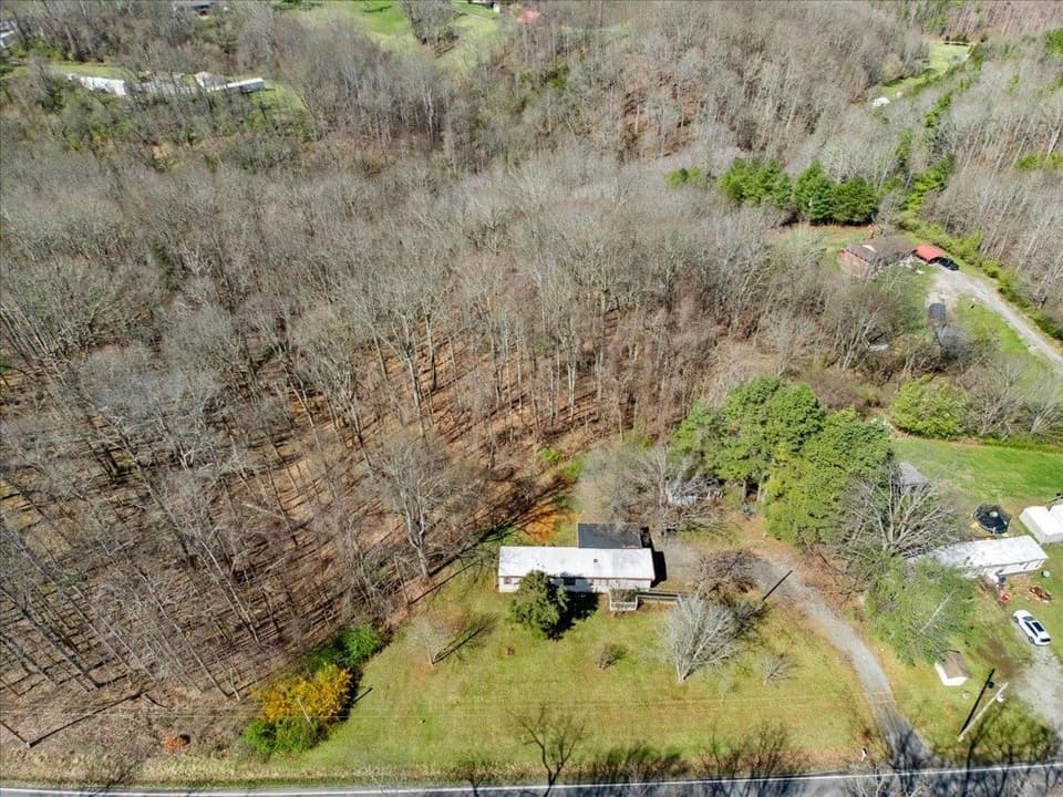 4820 Prices Fork Road, photo 8 of 12