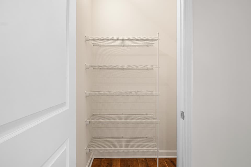 215 Hamilton Avenue NW, photo 14 of 40