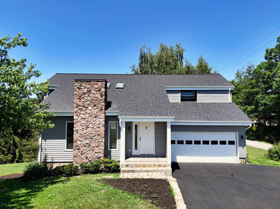 20 Howery Street, Christiansburg, VA