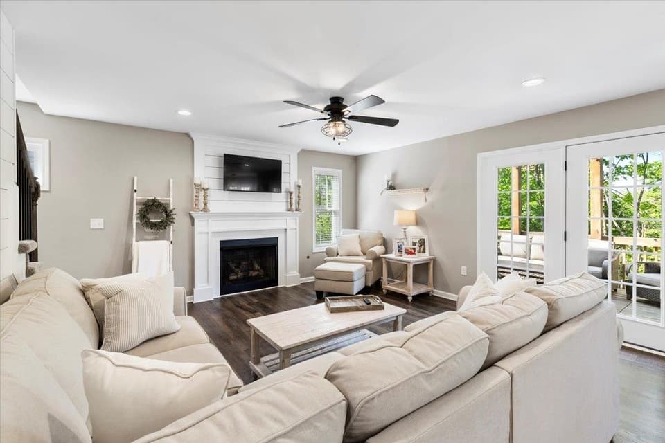 1290 Walnut Ridge Road, photo 10 of 40