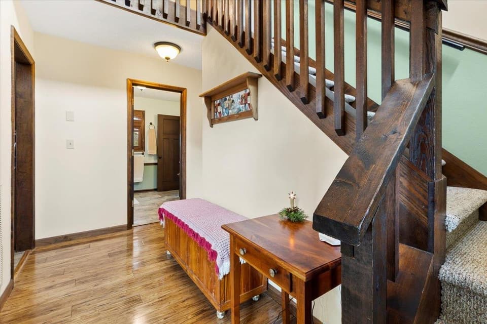 285 Briarwood Drive SW, photo 2 of 40