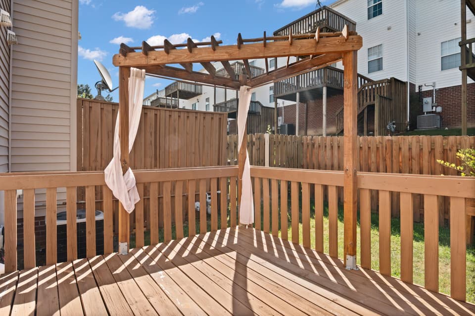 510 Oak Tree Boulevard NW, photo 30 of 33