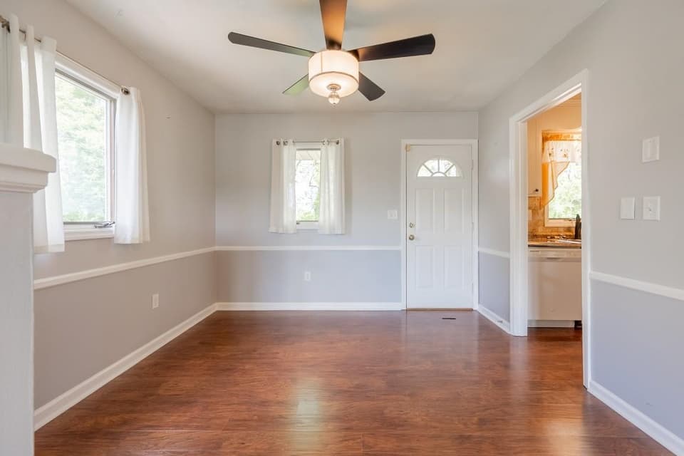 265 Mulberry Drive, photo 10 of 40