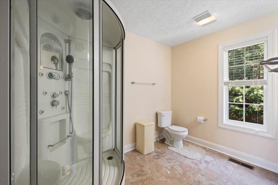 175 Kitty Lane, photo 23 of 34