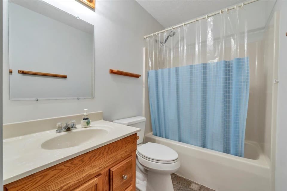 430 Virginian Drive, photo 26 of 36