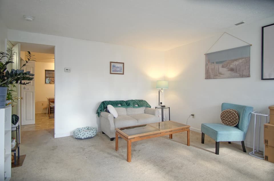 2598 Townhouse Drive, photo 3 of 25