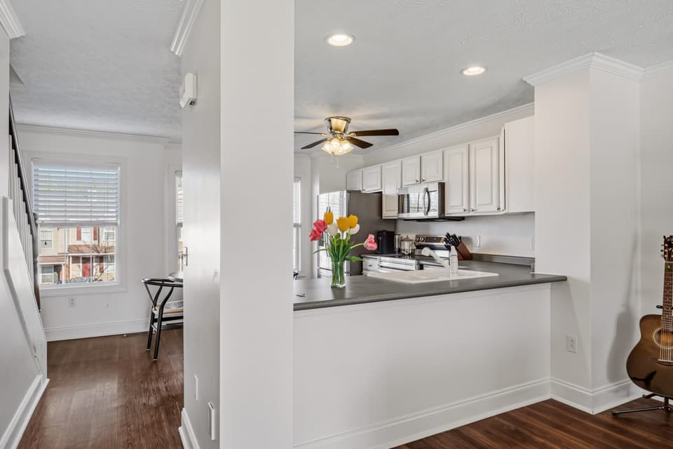 145 Blue Leaf Drive, photo 5 of 40