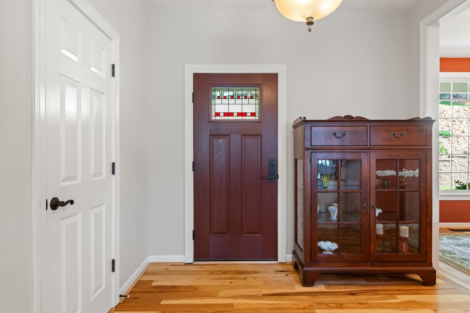 2130 Lubna Drive, photo 16 of 40