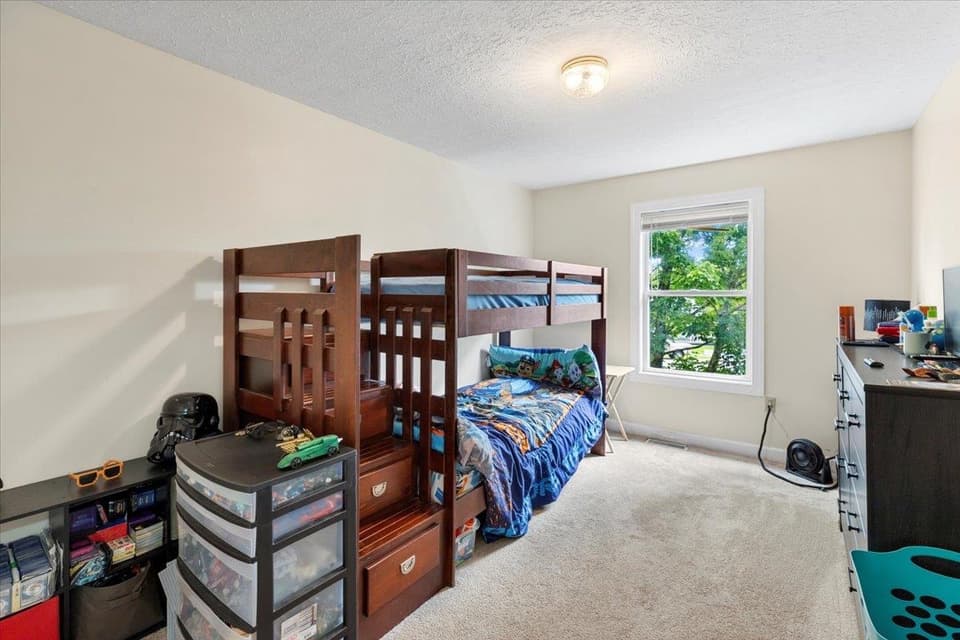 365 S Hill Drive, photo 26 of 40