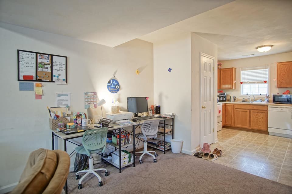 100 Salem Lane, photo 7 of 37