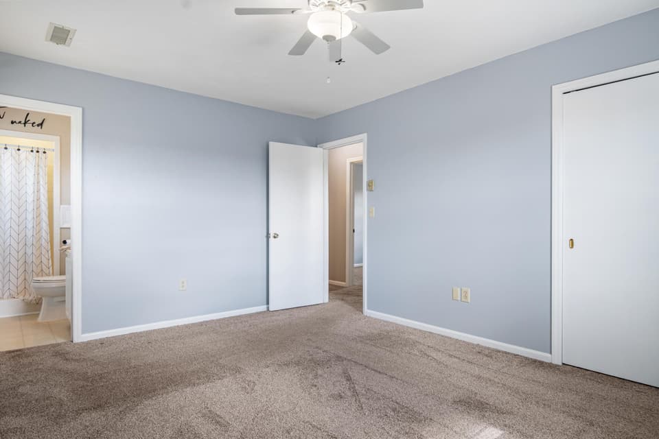 520 Hemlock Street, photo 16 of 40