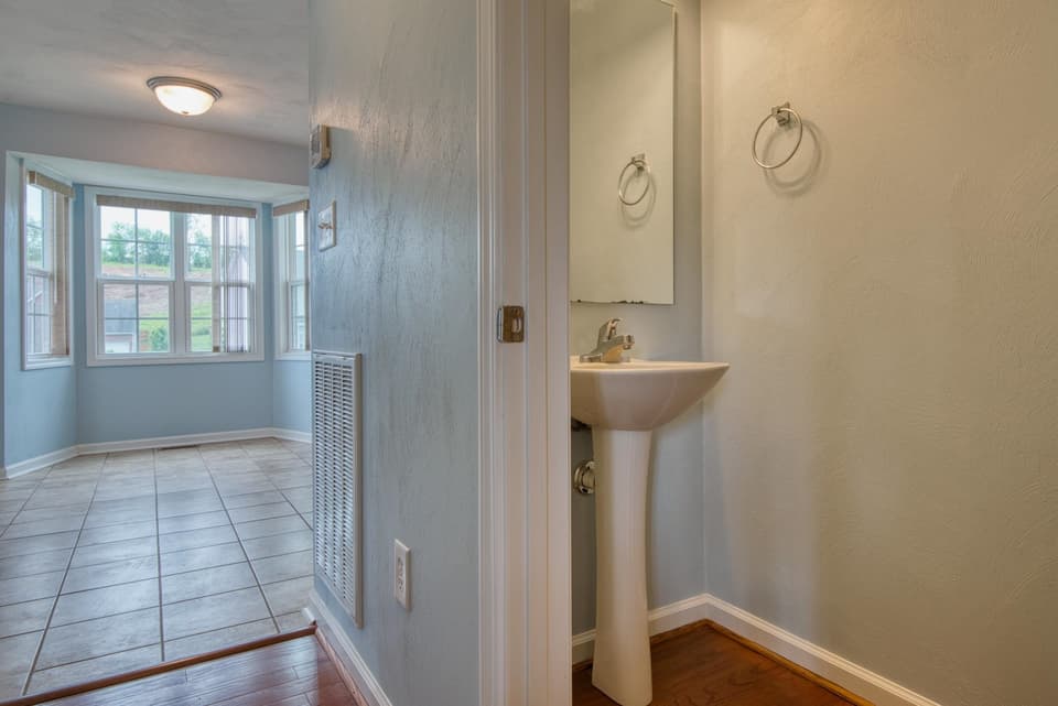 1480 Kensington Way, photo 25 of 40