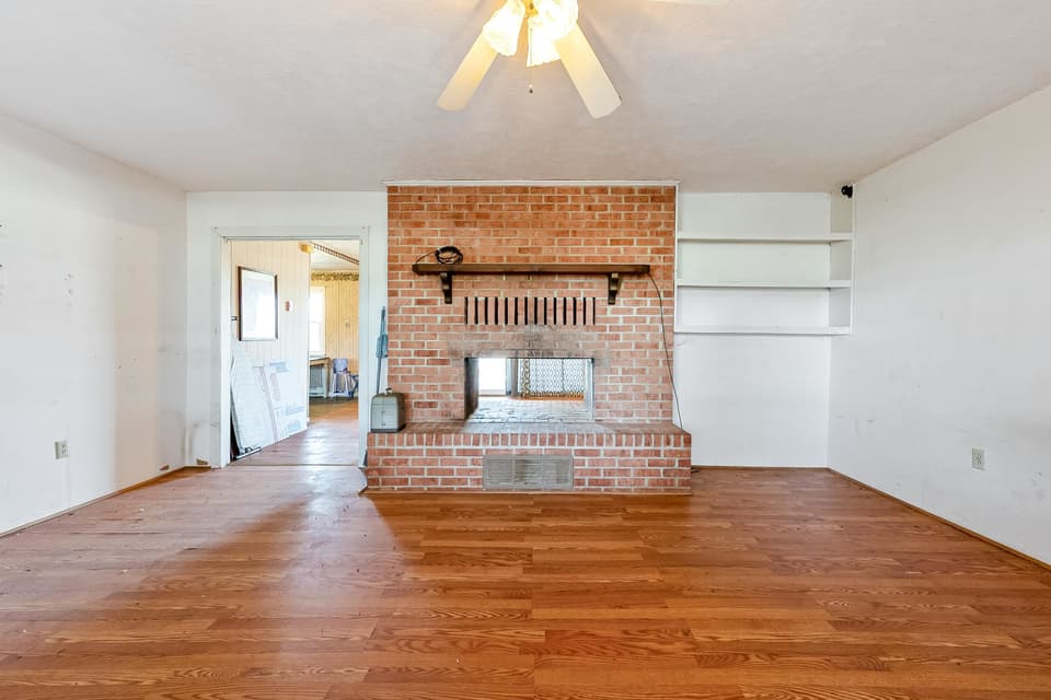 575 Stafford Drive, photo 16 of 40