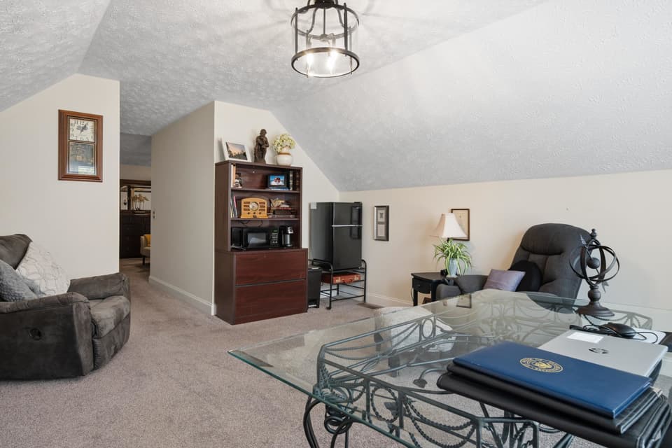 450 Tower Road, photo 32 of 40